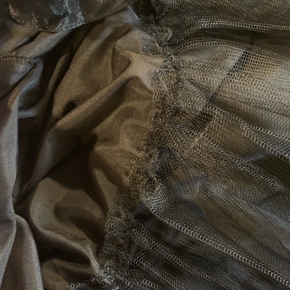 Long black formal - Picture 5 of 5